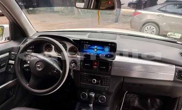 Acheter Occasion Voiture Mercedes-Benz GLK–Class Blanc à Abuja, État de Lagos Acheter Occasion Voiture Mercedes-Benz GLK–Class Blanc à Abuja, État de Lagos