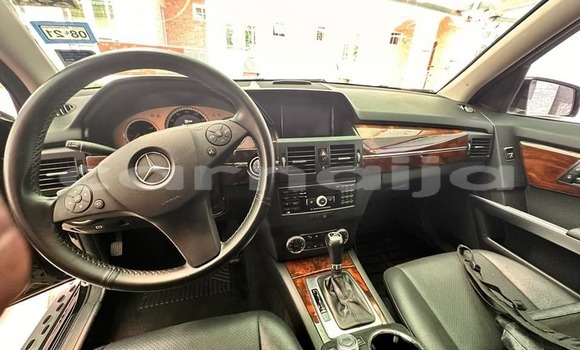 Acheter Occasion Voiture Mercedes-Benz GLK–Class Noir à Abuja, État de Lagos Acheter Occasion Voiture Mercedes-Benz GLK–Class Noir à Abuja, État de Lagos