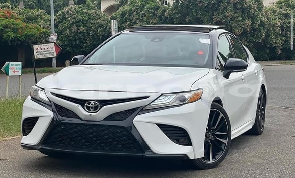 Buy Used Toyota Camry White Car in Abuja in Lagos State