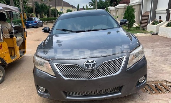 Acheter Occasion Voiture Toyota Camry Noir à Abuja, État de Lagos Acheter Occasion Voiture Toyota Camry Noir à Abuja, État de Lagos