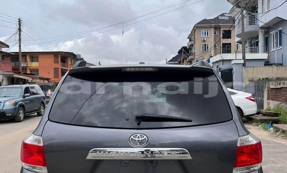 Buy Used Toyota Highlander Black Car in Lagos in Lagos State