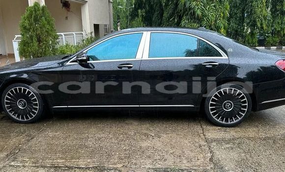 Acheter Occasion Voiture Mercedes-Benz Maybach G 650 Landaulet Noir à Lagos, État de Lagos Acheter Occasion Voiture Mercedes-Benz Maybach G 650 Landaulet Noir à Lagos, État de Lagos