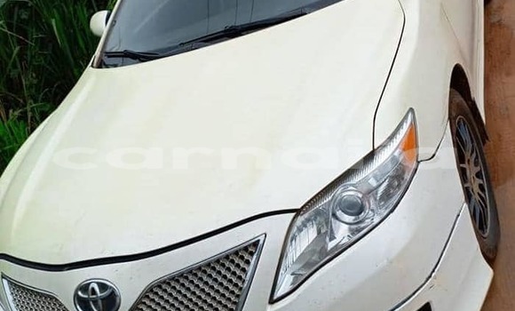 Acheter Occasion Voiture Toyota Camry Blanc à Abuja, État de Lagos Acheter Occasion Voiture Toyota Camry Blanc à Abuja, État de Lagos
