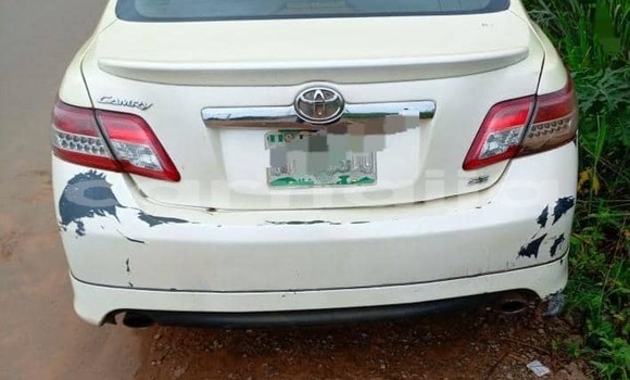 Acheter Occasion Voiture Toyota Camry Blanc à Abuja, État de Lagos Acheter Occasion Voiture Toyota Camry Blanc à Abuja, État de Lagos