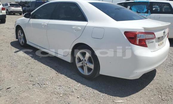 Acheter Neuf Voiture Toyota Camry Blanc à Badagry, État de Lagos Acheter Neuf Voiture Toyota Camry Blanc à Badagry, État de Lagos