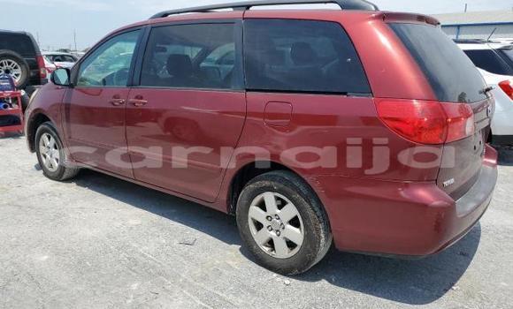 Acheter Neuf Voiture Toyota Sienna Rouge à Badagry, État de Lagos Acheter Neuf Voiture Toyota Sienna Rouge à Badagry, État de Lagos