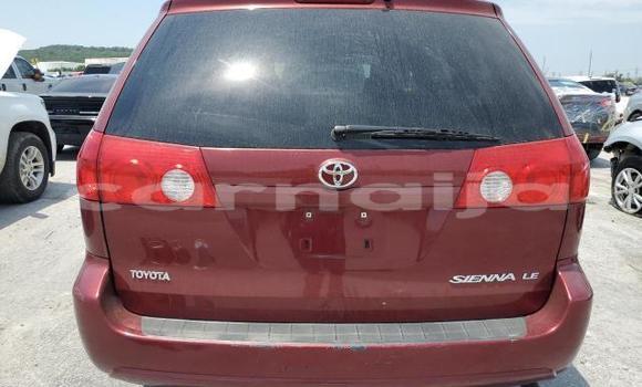 Acheter Neuf Voiture Toyota Sienna Rouge à Badagry, État de Lagos Acheter Neuf Voiture Toyota Sienna Rouge à Badagry, État de Lagos