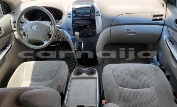 Acheter Neuf Voiture Toyota Sienna Rouge à Badagry, État de Lagos Acheter Neuf Voiture Toyota Sienna Rouge à Badagry, État de Lagos