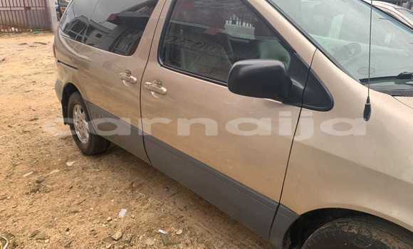 Acheter Occasion Voiture Toyota Sienna Autre à Abuja, État de Lagos Acheter Occasion Voiture Toyota Sienna Autre à Abuja, État de Lagos