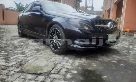 Acheter Occasion Voiture Mercedes-Benz C-Classe Noir à Abuja, État de Lagos Acheter Occasion Voiture Mercedes-Benz C-Classe Noir à Abuja, État de Lagos