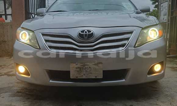 Acheter Occasion Voiture Toyota Camry Blanc à Lagos, État de Lagos Acheter Occasion Voiture Toyota Camry Blanc à Lagos, État de Lagos