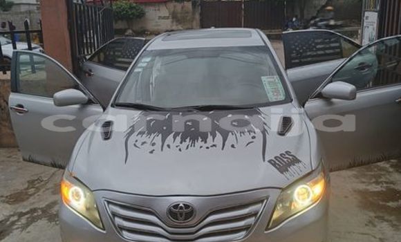 Acheter Occasion Voiture Toyota Camry Blanc à Lagos, État de Lagos Acheter Occasion Voiture Toyota Camry Blanc à Lagos, État de Lagos