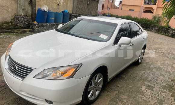 Acheter Occasion Voiture Lexus ES Blanc à Lagos, État de Lagos Acheter Occasion Voiture Lexus ES Blanc à Lagos, État de Lagos