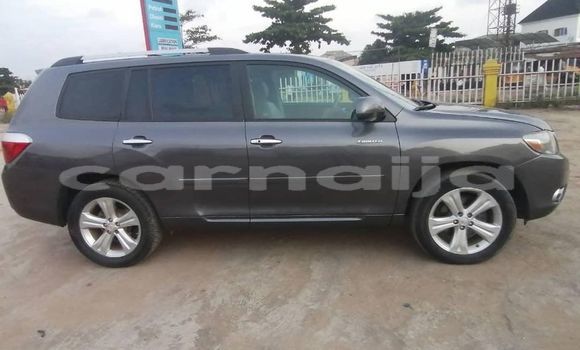 Acheter Occasion Voiture Toyota Highlander Noir à Lagos, État de Lagos Acheter Occasion Voiture Toyota Highlander Noir à Lagos, État de Lagos
