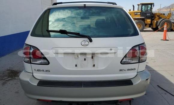 Buy New Lexus RX 300 White Car in Badagry in Lagos State Buy New Lexus RX 300 White Car in Badagry in Lagos State