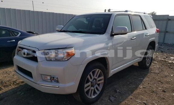 Buy New Toyota 4Runner White Car in Badagry in Lagos State Buy New Toyota 4Runner White Car in Badagry in Lagos State