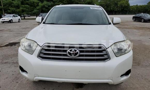 Buy New Toyota Highlander White Car in Badagry in Lagos State