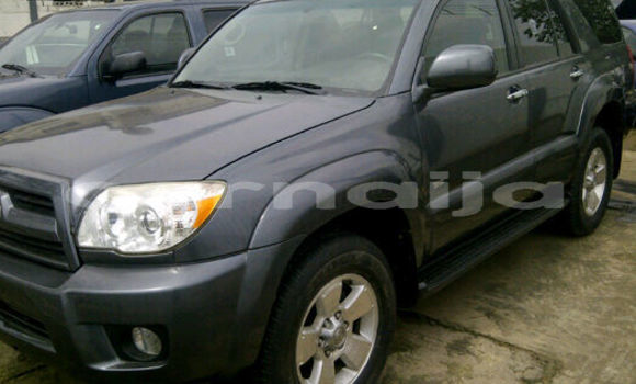 Acheter Occasion Voiture Toyota 4Runner Noir à Bogoro, Bauchi Acheter Occasion Voiture Toyota 4Runner Noir à Bogoro, Bauchi
