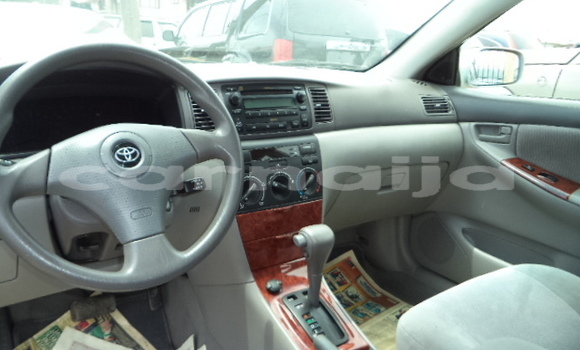 Acheter Occasion Voiture Toyota Corolla Blanc à Afor–Oru, État d'Imo Acheter Occasion Voiture Toyota Corolla Blanc à Afor–Oru, État d'Imo
