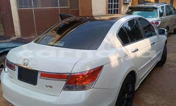 Buy Used Honda Accord White Car in Lagos in Lagos State Buy Used Honda Accord White Car in Lagos in Lagos State