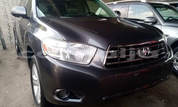Acheter Occasion Voiture Toyota Highlander Noir à Daura, Katsina Acheter Occasion Voiture Toyota Highlander Noir à Daura, Katsina