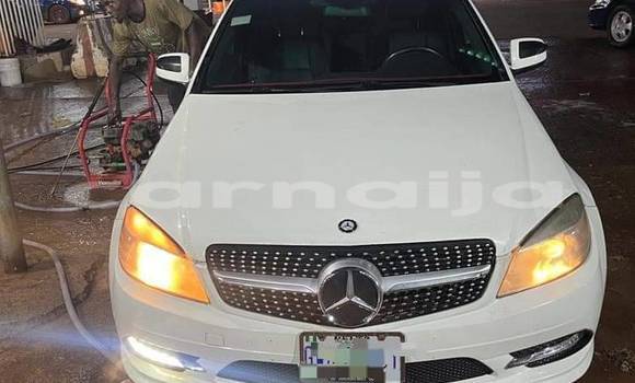 Buy Used Mercedes-Benz C–Class White Car in Lagos in Lagos State Buy Used Mercedes-Benz C–Class White Car in Lagos in Lagos State