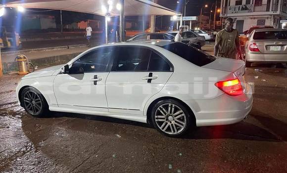 Buy Used Mercedes-Benz C–Class White Car in Lagos in Lagos State Buy Used Mercedes-Benz C–Class White Car in Lagos in Lagos State