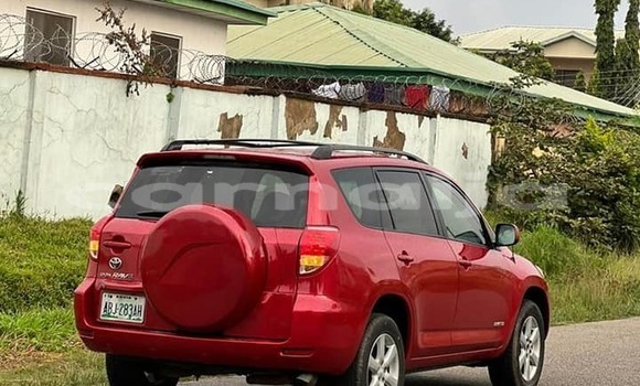 Acheter Occasion Voiture Toyota RAV4 Rouge à Lagos, État de Lagos Acheter Occasion Voiture Toyota RAV4 Rouge à Lagos, État de Lagos
