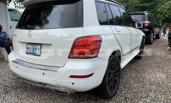 Acheter Occasion Voiture Mercedes-Benz GLA-klasse Blanc à Abuja, État de Lagos Acheter Occasion Voiture Mercedes-Benz GLA-klasse Blanc à Abuja, État de Lagos