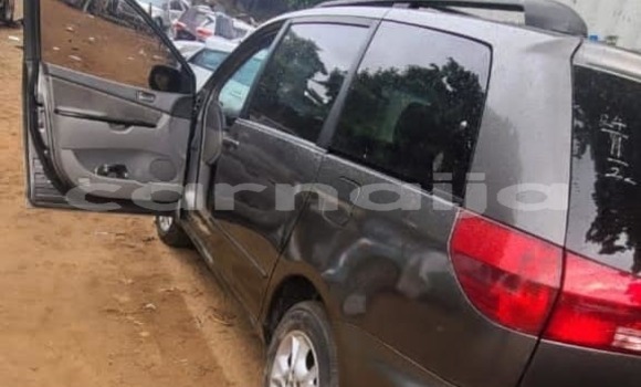 Buy Used Toyota Sienna Other Car in Abuja in Lagos State