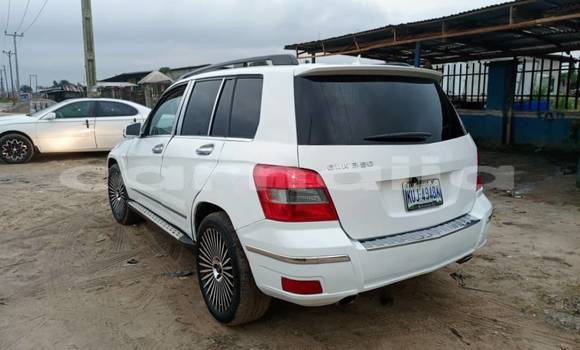Acheter Occasion Voiture Mercedes-Benz GLK–Class Blanc à Abuja, État de Lagos Acheter Occasion Voiture Mercedes-Benz GLK–Class Blanc à Abuja, État de Lagos