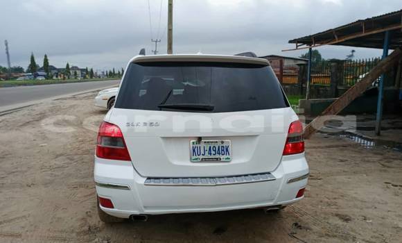 Acheter Occasion Voiture Mercedes-Benz GLK–Class Blanc à Abuja, État de Lagos Acheter Occasion Voiture Mercedes-Benz GLK–Class Blanc à Abuja, État de Lagos