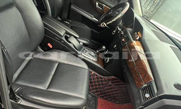 Acheter Occasion Voiture Mercedes-Benz GLK–Class Noir à Abuja, État de Lagos Acheter Occasion Voiture Mercedes-Benz GLK–Class Noir à Abuja, État de Lagos