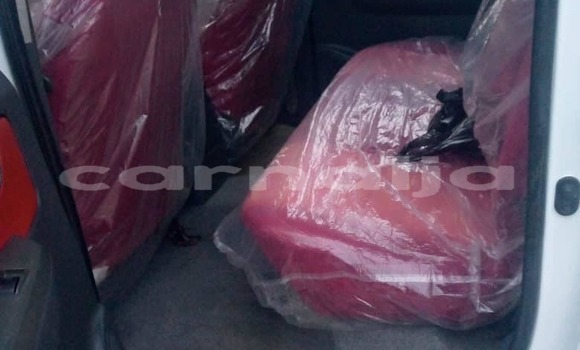 Acheter Occasion Voiture Toyota Hilux Blanc à Abuja, État de Lagos Acheter Occasion Voiture Toyota Hilux Blanc à Abuja, État de Lagos
