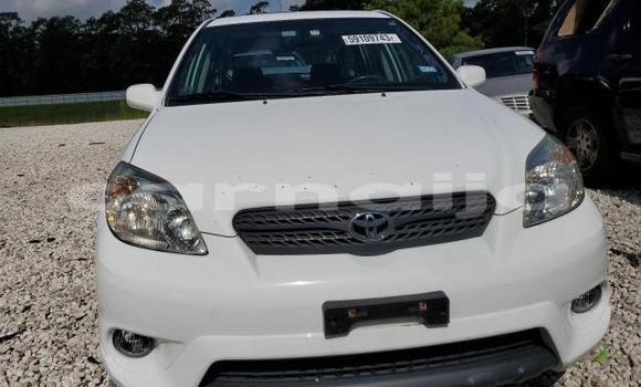 Buy New Toyota Matrix White Car in Badagry in Lagos State Buy New Toyota Matrix White Car in Badagry in Lagos State