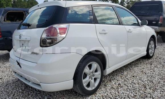 Buy New Toyota Matrix White Car in Badagry in Lagos State Buy New Toyota Matrix White Car in Badagry in Lagos State