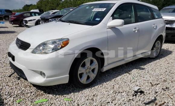 Buy New Toyota Matrix White Car in Badagry in Lagos State Buy New Toyota Matrix White Car in Badagry in Lagos State