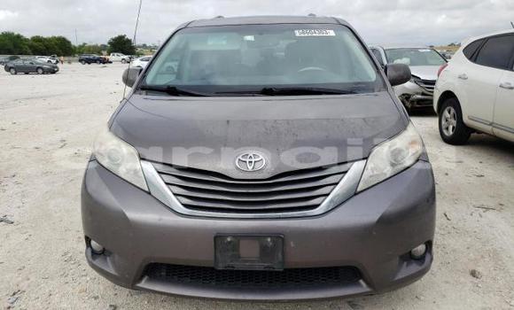 Buy New Toyota Sienna Other Car in Badagry in Lagos State