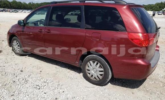 Acheter Neuf Voiture Toyota Sienna Rouge à Badagry, État de Lagos Acheter Neuf Voiture Toyota Sienna Rouge à Badagry, État de Lagos