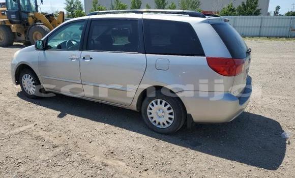 Acheter Neuf Voiture Toyota Sienna Gris à Badagry, État de Lagos Acheter Neuf Voiture Toyota Sienna Gris à Badagry, État de Lagos
