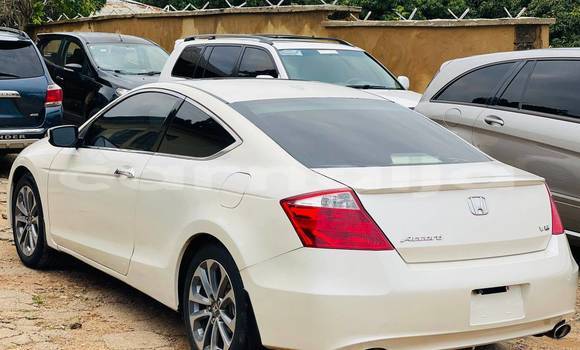 Acheter Occasion Voiture Honda Accord Blanc à Abuja, État de Lagos Acheter Occasion Voiture Honda Accord Blanc à Abuja, État de Lagos