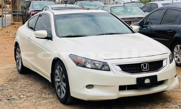Acheter Occasion Voiture Honda Accord Blanc à Abuja, État de Lagos Acheter Occasion Voiture Honda Accord Blanc à Abuja, État de Lagos