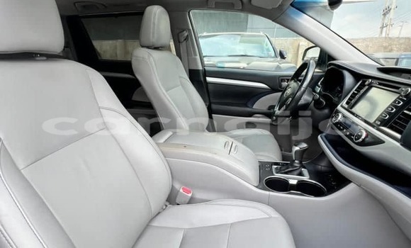 Acheter Occasion Voiture Toyota Highlander Blanc à Abuja, État de Lagos Acheter Occasion Voiture Toyota Highlander Blanc à Abuja, État de Lagos