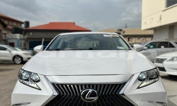 Acheter Occasion Voiture Lexus ES Blanc à Abuja, État de Lagos