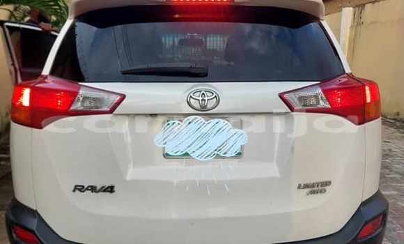 Buy Used Toyota RAV4 White Car in Abuja in Lagos State Buy Used Toyota RAV4 White Car in Abuja in Lagos State