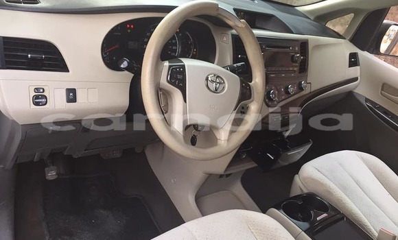 Acheter Occasion Voiture Toyota Sienta Blanc à Abuja, État de Lagos Acheter Occasion Voiture Toyota Sienta Blanc à Abuja, État de Lagos
