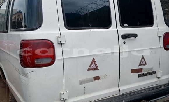 Buy Used Dodge 600 White Car in Abuja in Lagos State Buy Used Dodge 600 White Car in Abuja in Lagos State