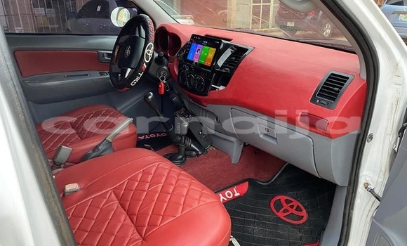 Buy Used Toyota Hilux White Car in Abuja in Lagos State Buy Used Toyota Hilux White Car in Abuja in Lagos State