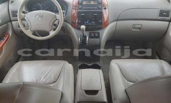 Buy New Toyota Sienna White Car in Badagry in Lagos State Buy New Toyota Sienna White Car in Badagry in Lagos State