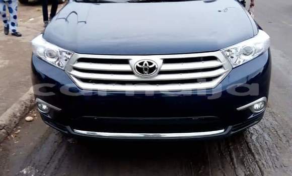 Buy Used Toyota Highlander Blue Car in Daura in Katsina Buy Used Toyota Highlander Blue Car in Daura in Katsina